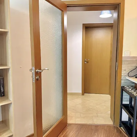 Modern 1-bedroom In Absolute Center Lejlighed Sofia