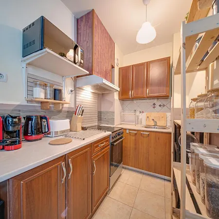 Modern 1-bedroom In Absolute Center Apartament Sofia